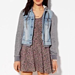 AE hooded Jean Jacket